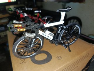 Lote 3 Bicicletas Escala 1/8 Nuevas