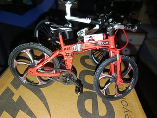Lote 3 Bicicletas Escala 1/8 Nuevas