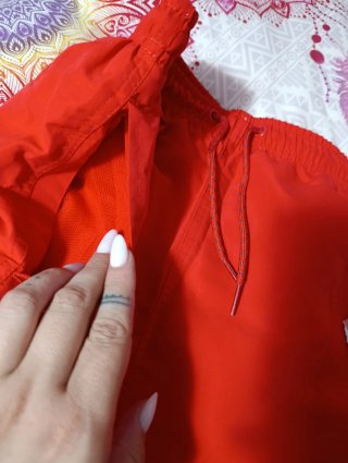 Pantalones cortos rojos hombre Talla M