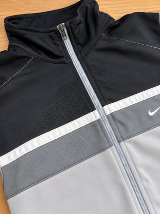Trackjacket Nike Vintage Athletic Dept Negra L Y2K