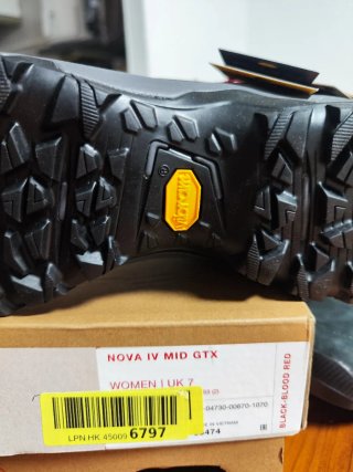 Botas de montaña Mammut Nova IV