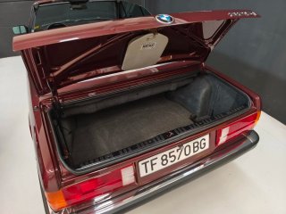 BMW e30 325i cabriolet manual