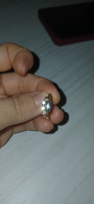 Anello oro 18k con pietra blu