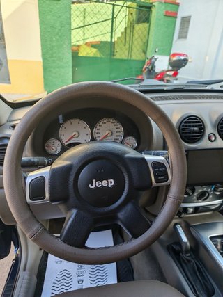 Jeep Cherokee V6 Gasolina