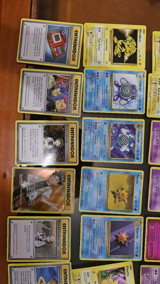 Lote 50 cartas de Pokémon Buen Estado
