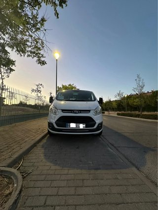 Ford Tourneo Custom 2017 “ Titanium “