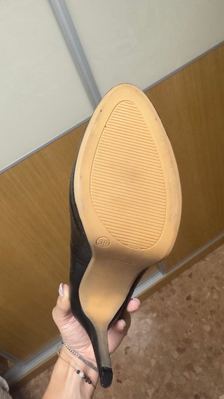 Zapatos de tacón negros