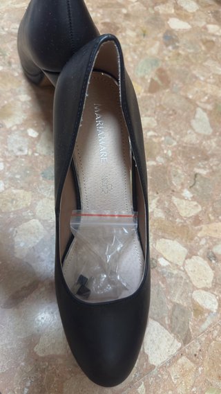 Zapatos de tacón negros