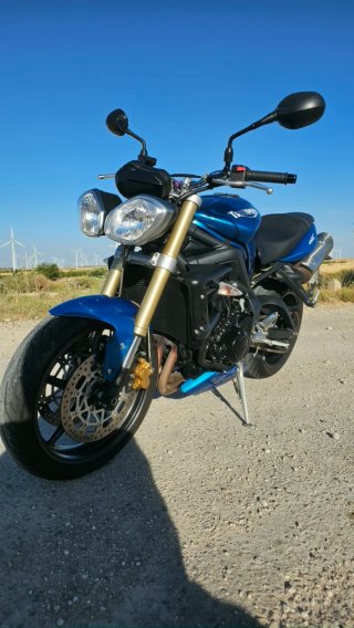 Triumph Street Triple 675 (106cv) - 28.000 km