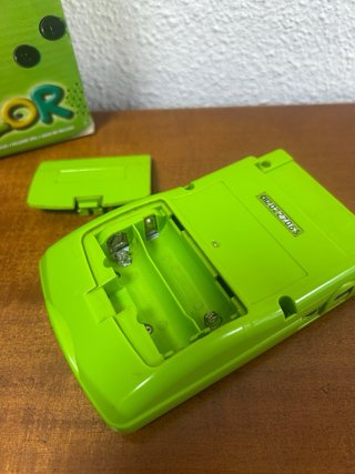 Game Boy Color Kiwi con manuale e 32 giochi
