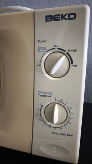 Microondas Beko MWC 2000 MW