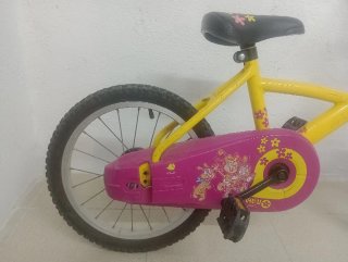 BICICLETA INFANTIL 16" DECATHLON, AMARILLA Y ROSA
