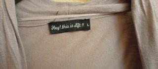 Camiseta  gris cuello drapeado Talla L