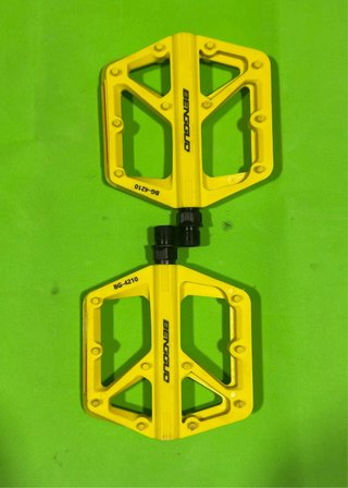 Pedales Bici Enduro Nylon Amarillos