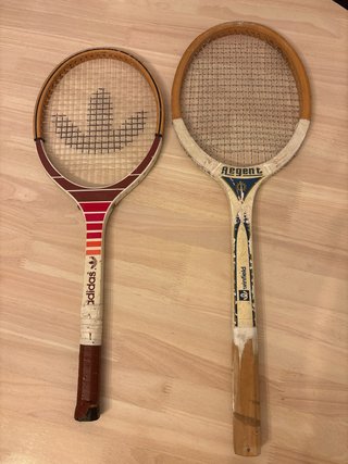 Coppia di racchette da tennis vintage Adidas e Regent