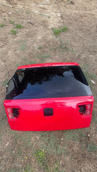 Portón Seat Leon MK1 Rojo