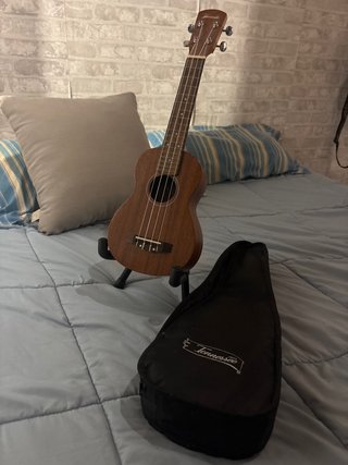 Ukelele soprano Tennessee madera