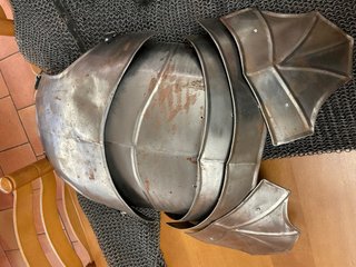 2 Cotas de malla con partes de armadura