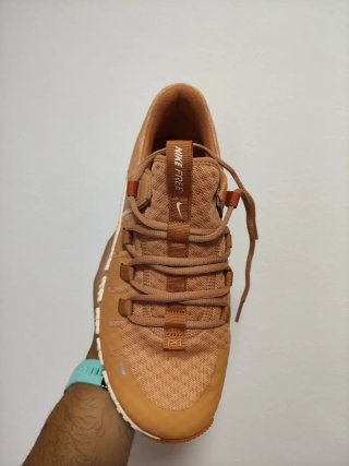 T40,5 Nike Free Metcon 5 Mostaza