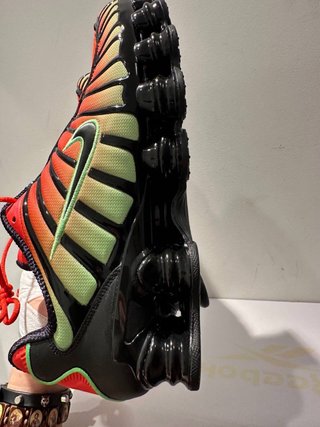 Nike Shox TL Sunrise Gradient Talla 45