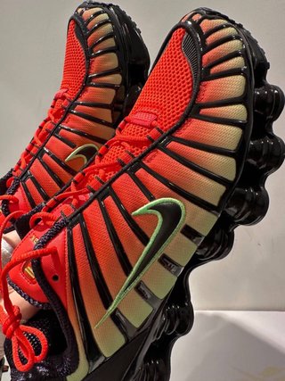 Nike Shox TL Sunrise Gradient Talla 45