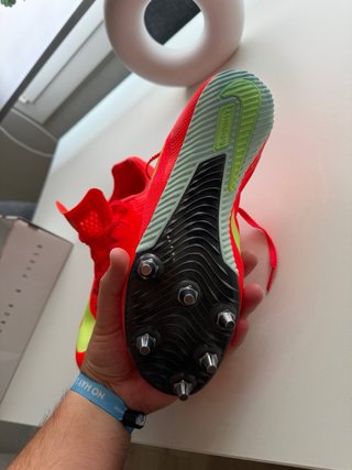 Zapatillas Nike Running Verdes y Rojas
