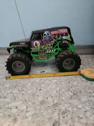 Coche RC Grave Digger Grande