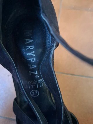 Zapatos de tacón negros talla 37