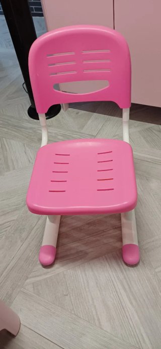 Escritorio y silla infantil rosa y madera