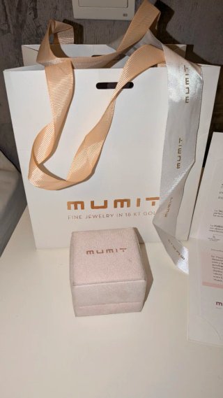 Anillo de compromiso MUMIT oro blanco y diamantes