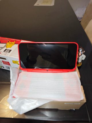 New Nintendo 2DS XL Edición Poké Ball