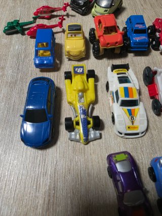 Lotto 23 Macchinine Kinder Hot Wheels Moto