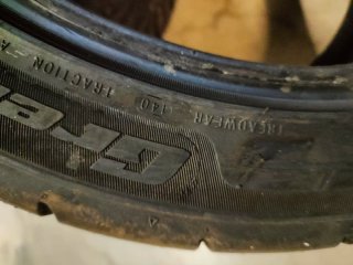 Neumáticos 235/40 R17 90W