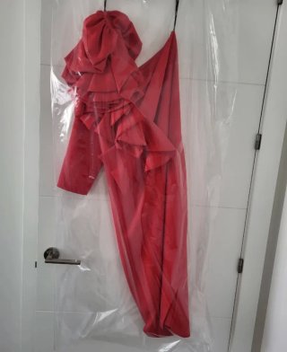 Vestido asimétrico rojo talla M