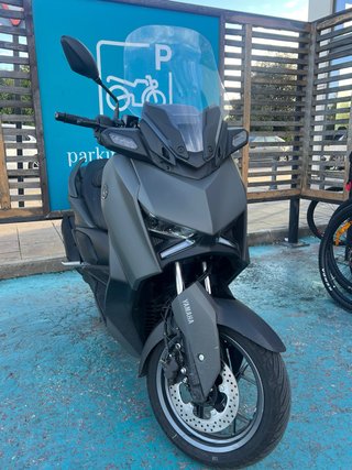 Yamaha Xmax 2025 Gris 125