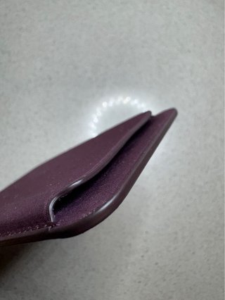 Portafoglio Apple MagSafe in Pelle Viola