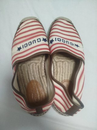 Alpargatas Gucci Rayas Rojas y Blancas