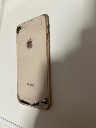 iPhone 8 64GB Argento Schermo danneggiato