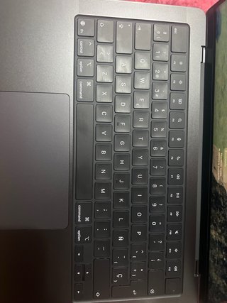 MacBook Pro A3434 Grigio Siderale Come Nuovo (M5)