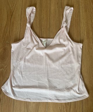 Top camiseta H&M rosa de tirantes