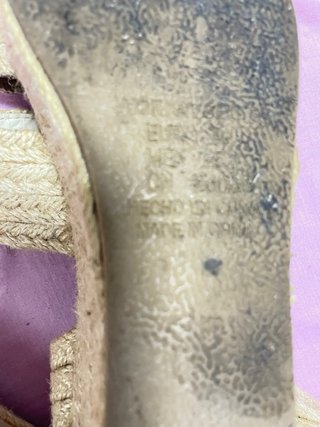Sandalias cuña beige T40
