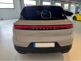 Porsche Cayenne 470cv Garantía Approved IVA DED
