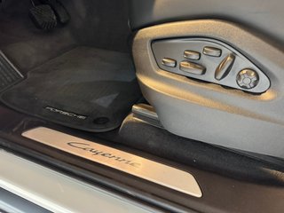 Porsche Cayenne 470cv Garantía Approved IVA DED