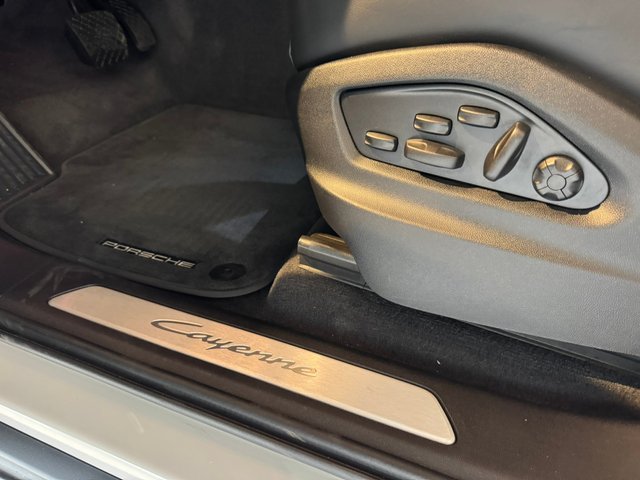 Porsche Cayenne 470cv Garantía Approved IVA DED