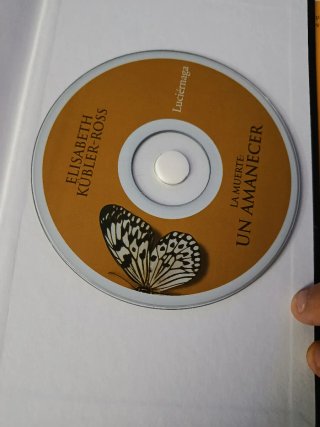 La muerte: un amanecer + CD + librito