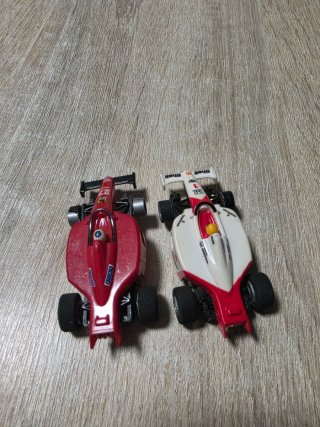 Lotto 2 Slot Car HO Ferrari McLaren Tyco
