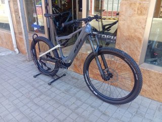KTM MACINA KAPOHO COMP LTD