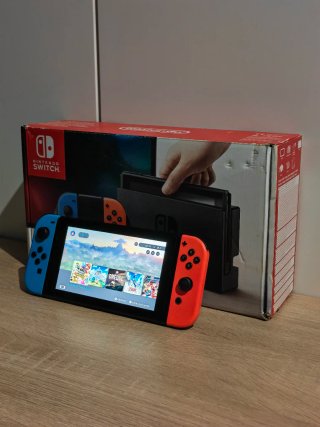 NINTENDO SWITCH V1 + JUEGOS + ACCESORIOS
