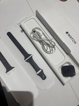 Apple Watch SE GPS 44mm Grigio Siderale