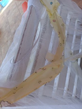 Mosquitera para cuna de bebé blanca